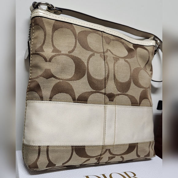 COACH Signature Brown/tan Jacquard Canvas and Patent Leather Zip Tote - Picture 9 of 16